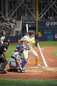 Ha-Seong Kim