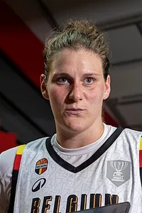 Kyara Linskens