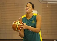 Liz Cambage